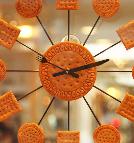 Weight gain may be influenced by when you eat your meals, according to a study of obesity in mice.