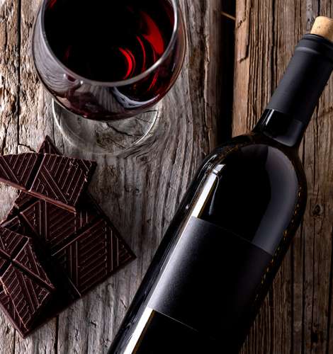 (Dark) chocolate and (red) wine for gut microbes and your health?